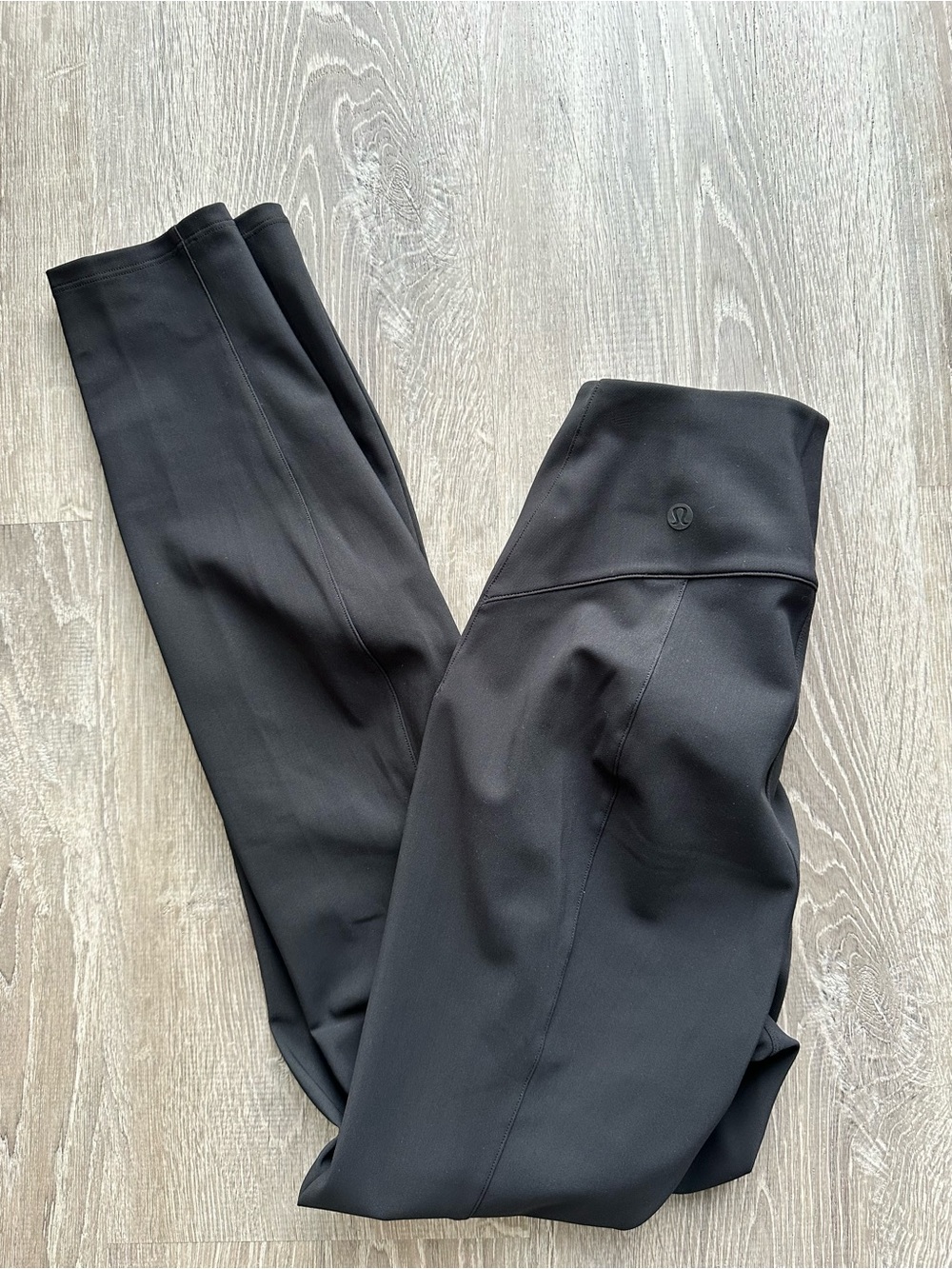 Lululemon Here to There HR pants size 2